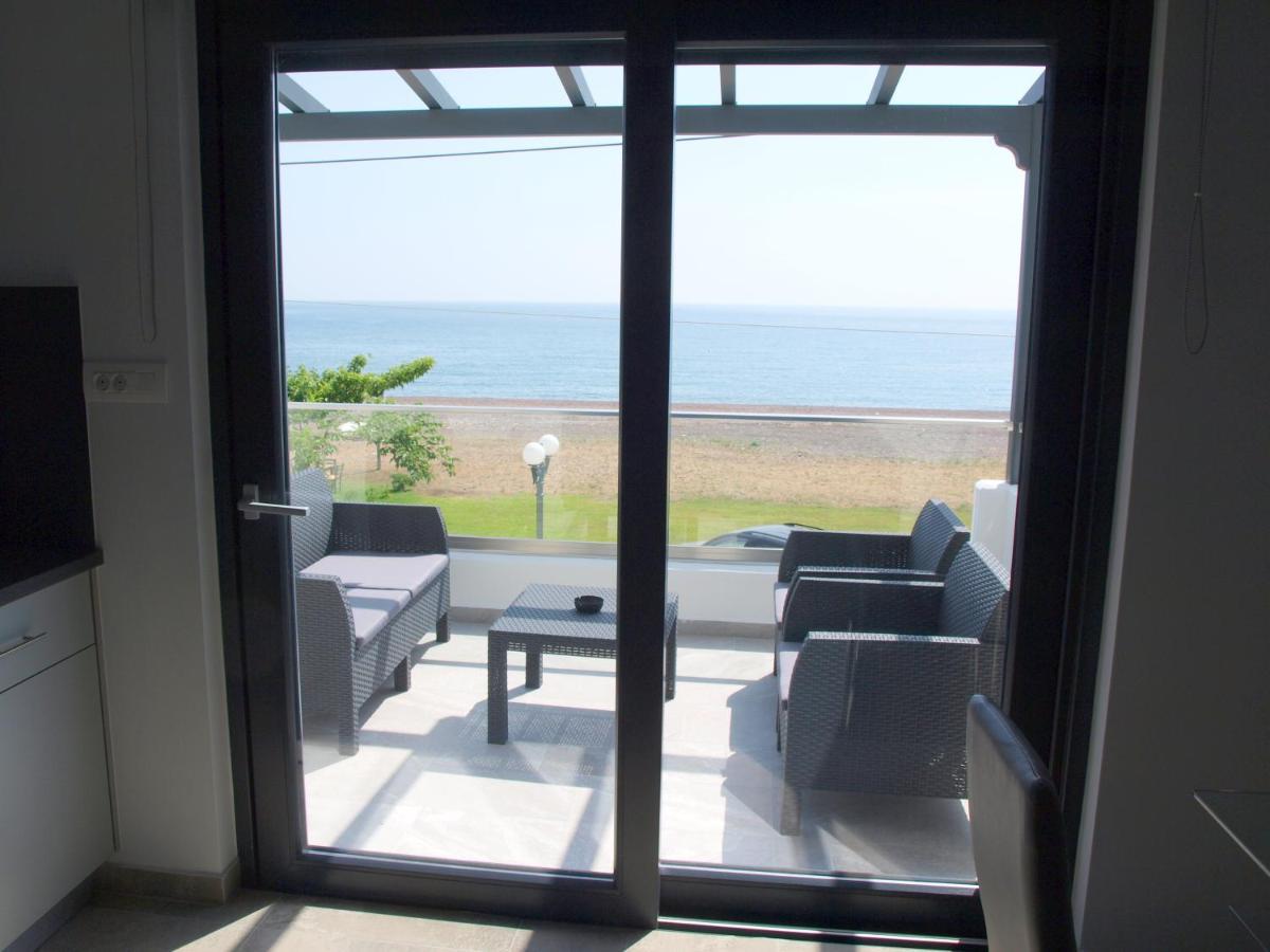 Attic Apartments Agia Anna  Exterior photo