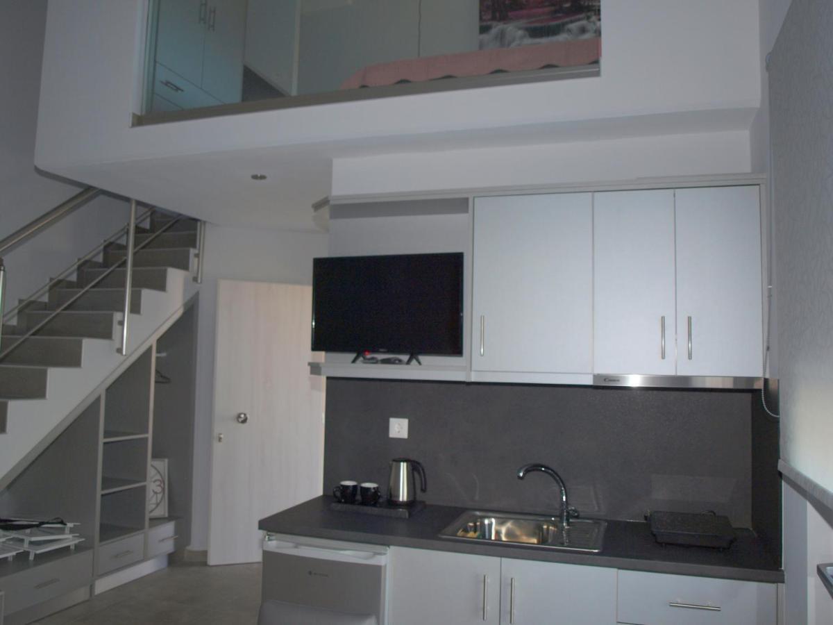 Attic Apartments Agia Anna  Exterior photo